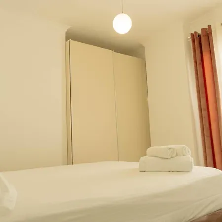 Brooklyn - 55m2 - 4pers Lejlighed Golem (Tirana)