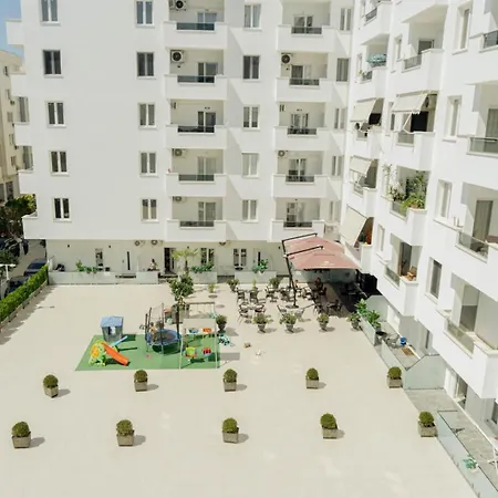 Brooklyn - 55m2 - 4pers Golem (Tirana)